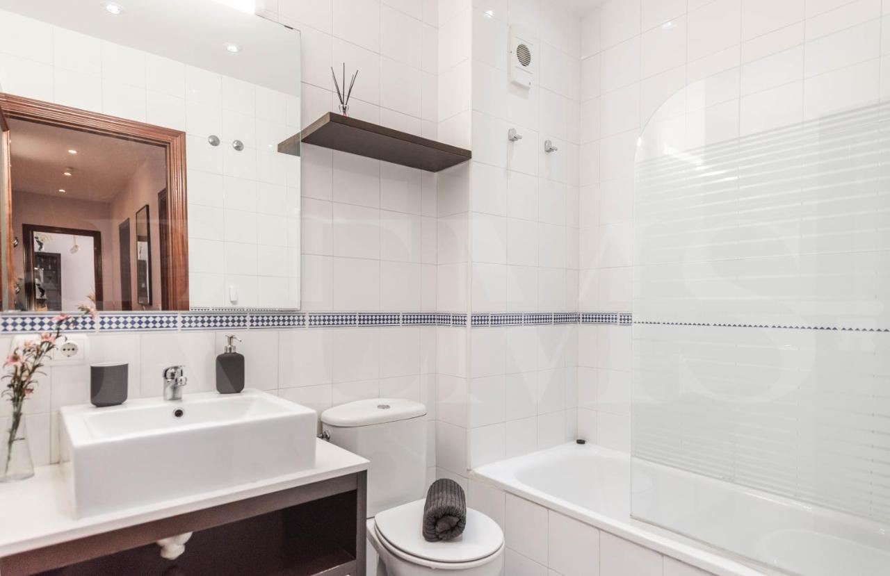Inviting Apartment In The Heart Of Malaga By Rems エクステリア 写真