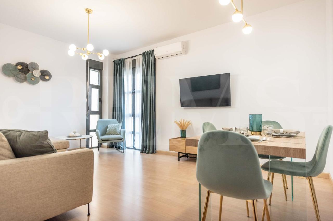 Inviting Apartment In The Heart Of Malaga By Rems エクステリア 写真
